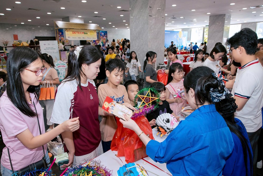 “Ngày hội đón trăng”: Truyền thống hòa nhịp cùng sáng tạo - ảnh 4