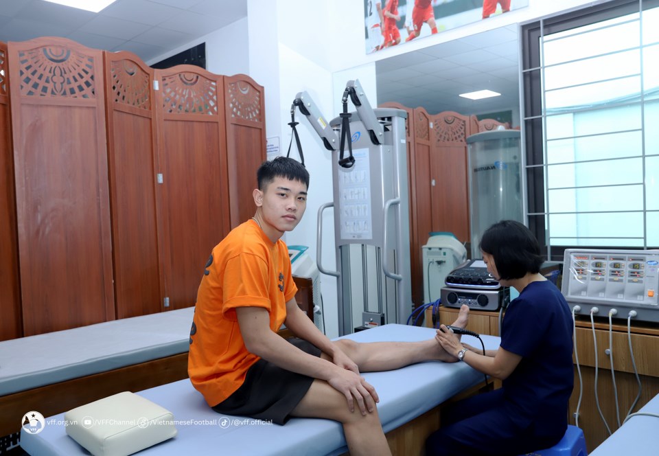 Tiền đạo Nguyễn Đình Bắc có thể sớm trở lại thi đấu - ảnh 1