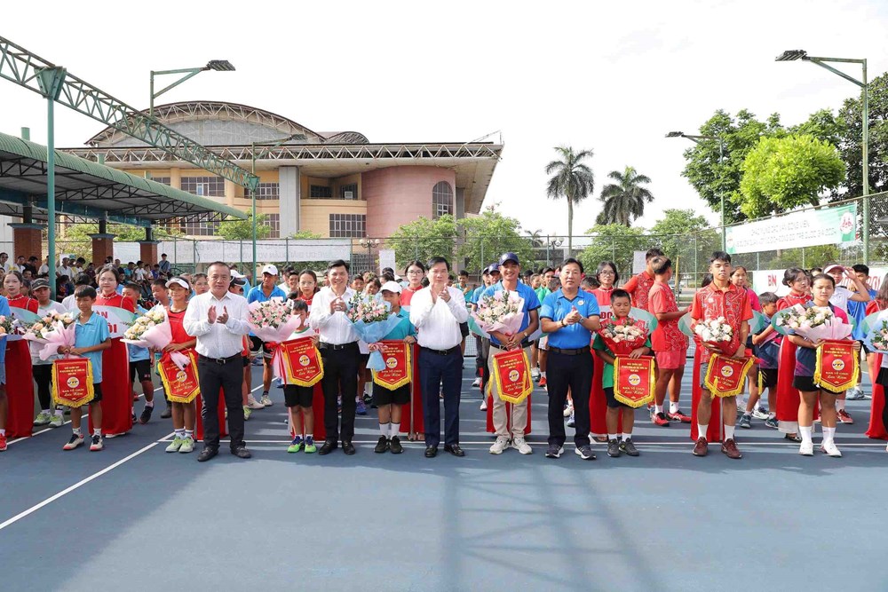 Hơn 200 VĐV, HLV tham dự Giải quần vợt vô địch đồng đội trẻ quốc gia 2024 - ảnh 1