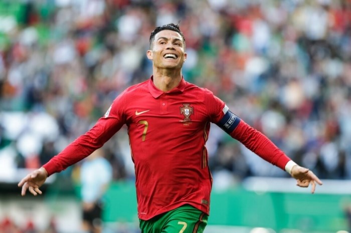 Những kỷ lục đang chờ Cristiano Ronaldo | Thể thao | Báo Văn Hóa Online