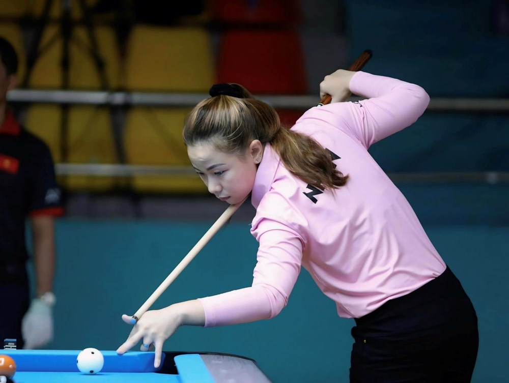 Khởi tranh Giải Billiards Carom 3 băng nữ TP.HCM 2024 - ảnh 1
