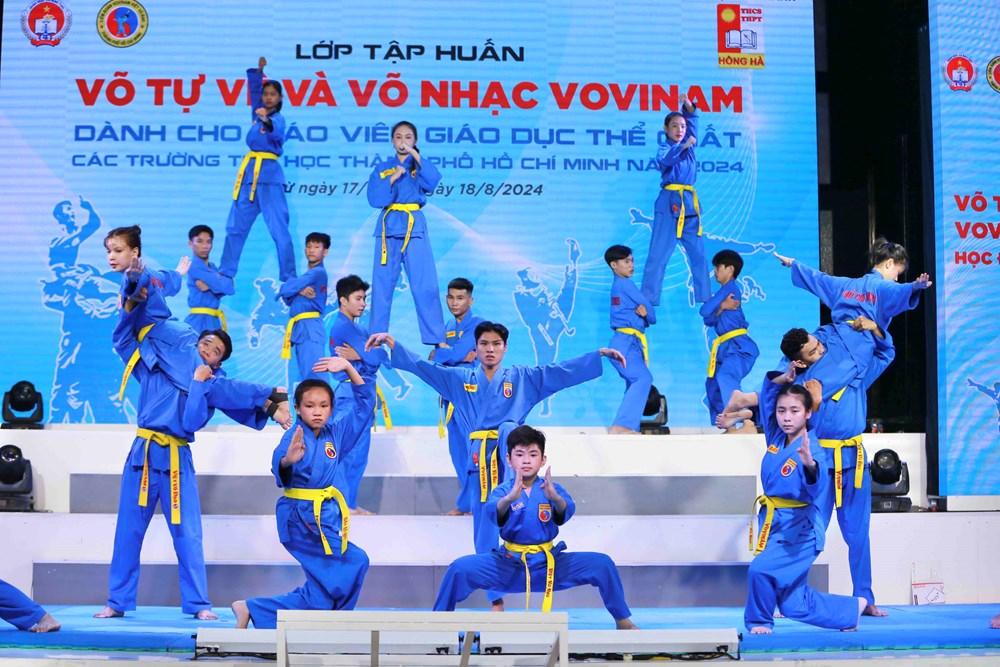 TP.HCM tập huấn võ tự vệ và võ nhạc Vovinam cho giáo viên tiểu học - ảnh 1