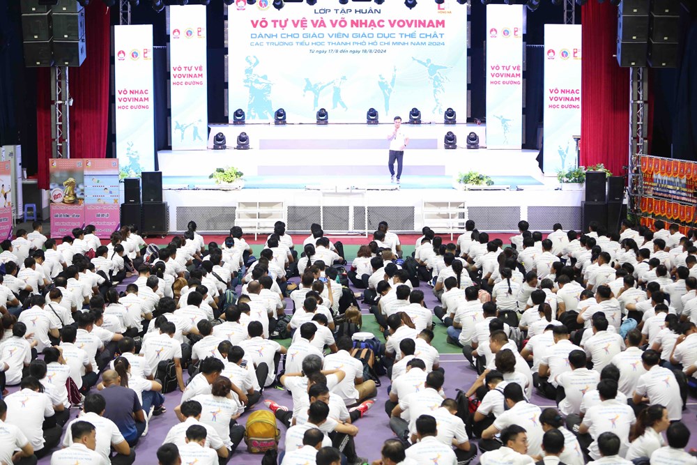 TP.HCM tập huấn võ tự vệ và võ nhạc Vovinam cho giáo viên tiểu học - ảnh 2