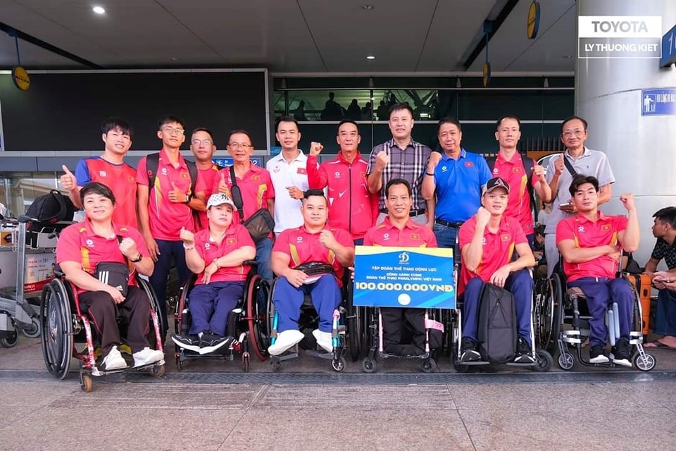 Đoàn Thể thao người khuyết tật Việt Nam lên đường dự Paralympic Paris 2024 - ảnh 1
