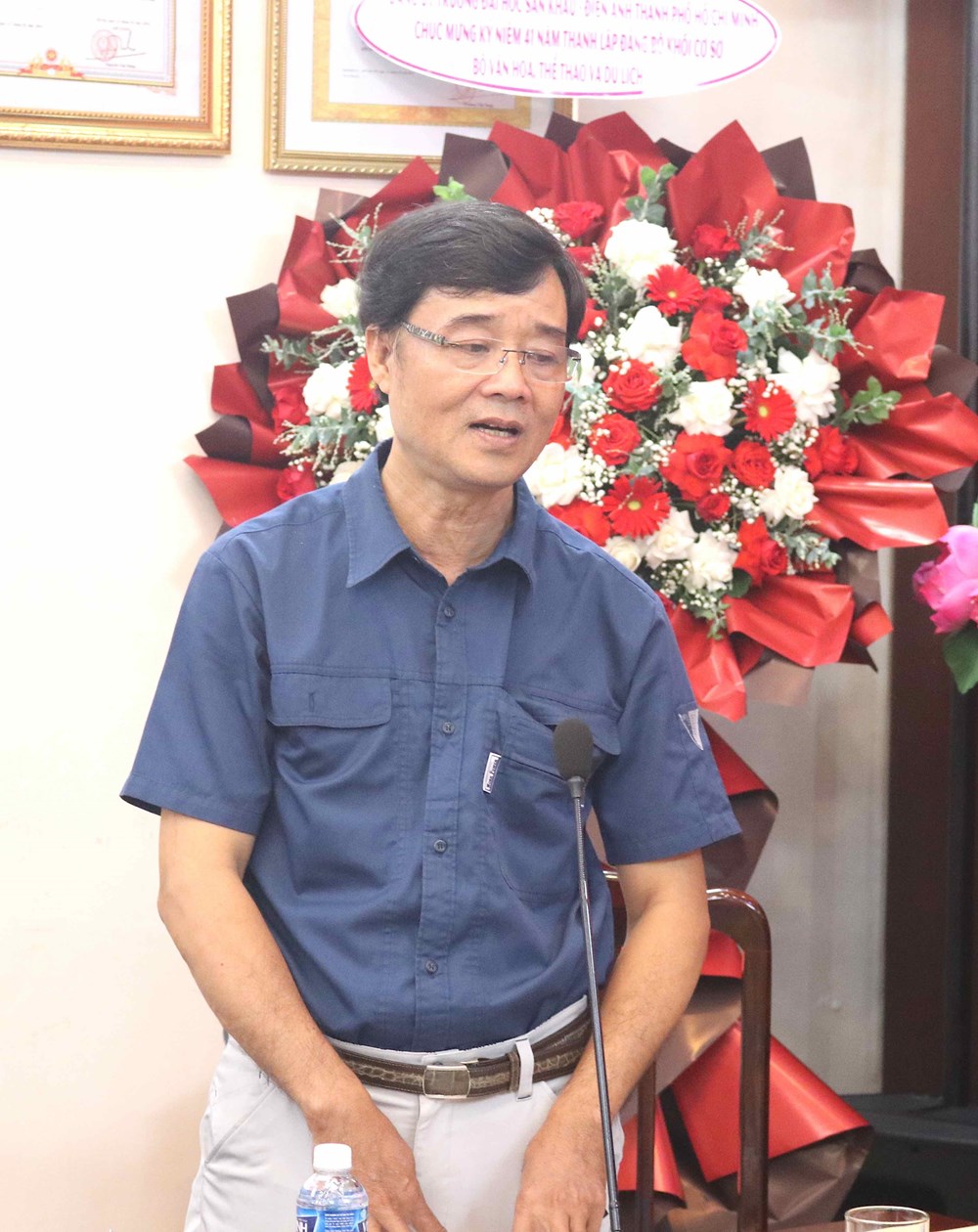 Đảng ủy khối cơ sở Bộ VHTTDL họp mặt kỷ niệm 41 năm thành lập - ảnh 2