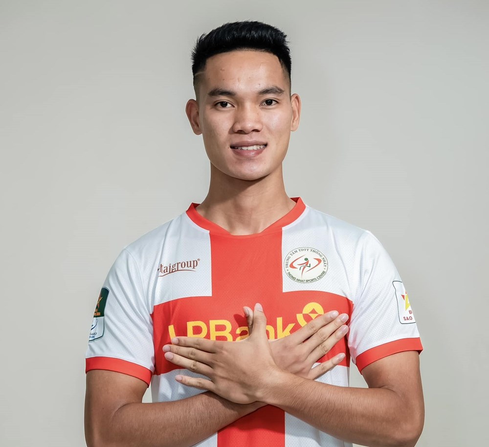 Phạt nặng hai cầu thủ đánh nhau ở giải hạng Nhất - ảnh 3