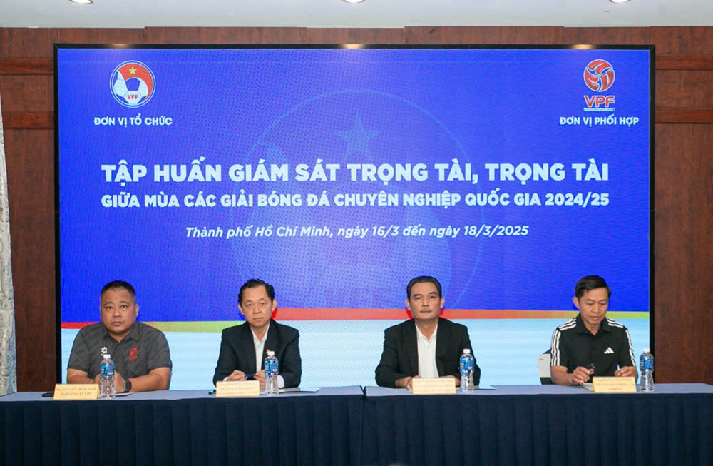 Các giám sát trọng tài và trọng tài khu vực phía Nam hoàn thành lớp tập huấn giữa mùa giải - ảnh 1
