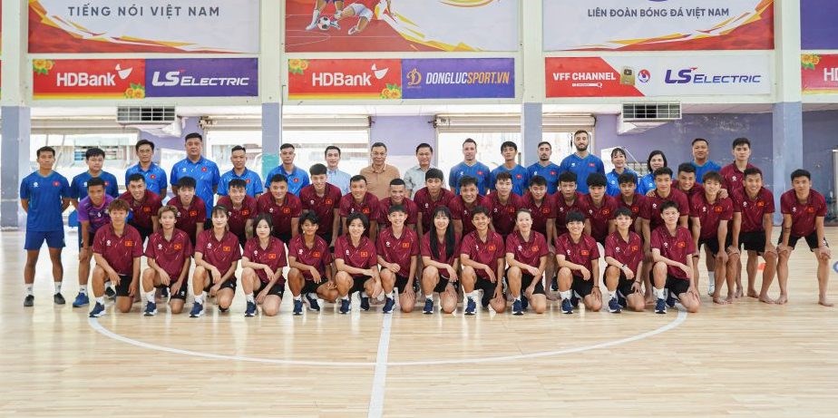 Lãnh đạo VFF động viên, giao nhiệm vụ cho hai đội tuyển Futsal nam, nữ quốc gia - ảnh 2