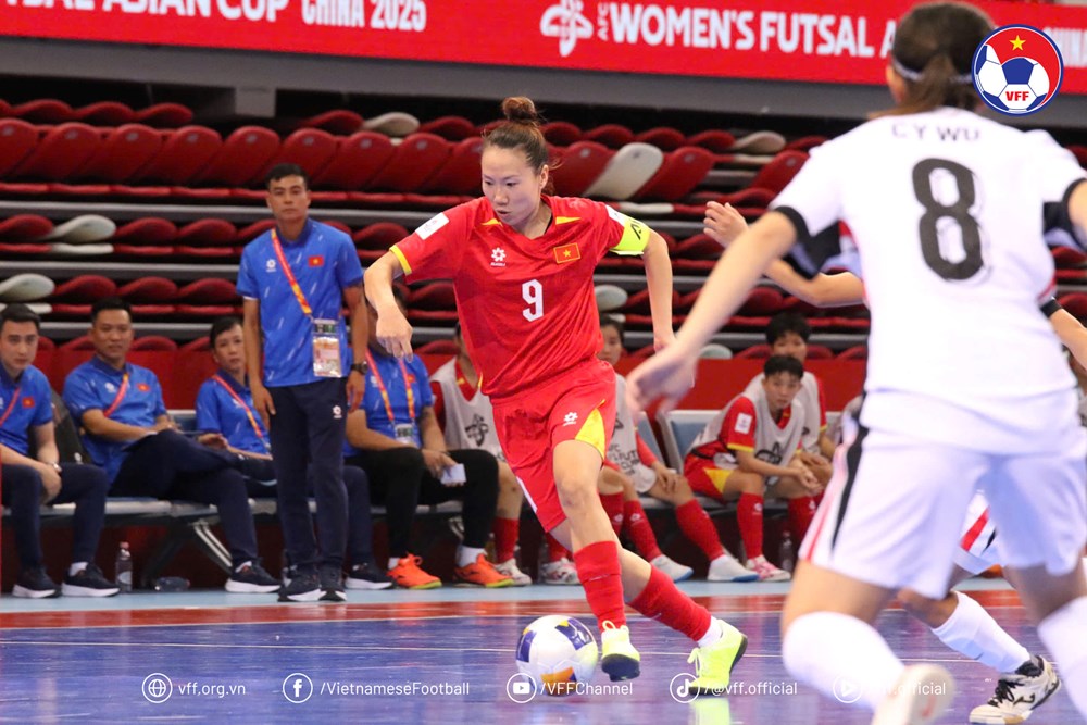 Đội tuyển Futsal nữ Việt Nam thắng trận đầu tại vòng loại World Cup 2025 - ảnh 1