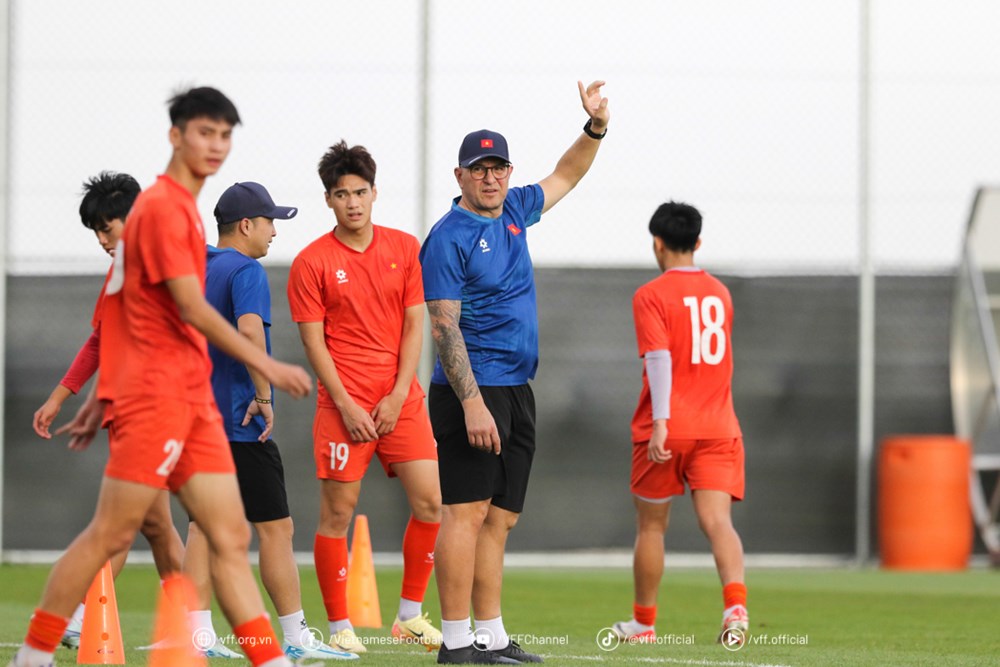U16 Việt Nam tham dự giải quốc tế Trung Quốc - ảnh 1