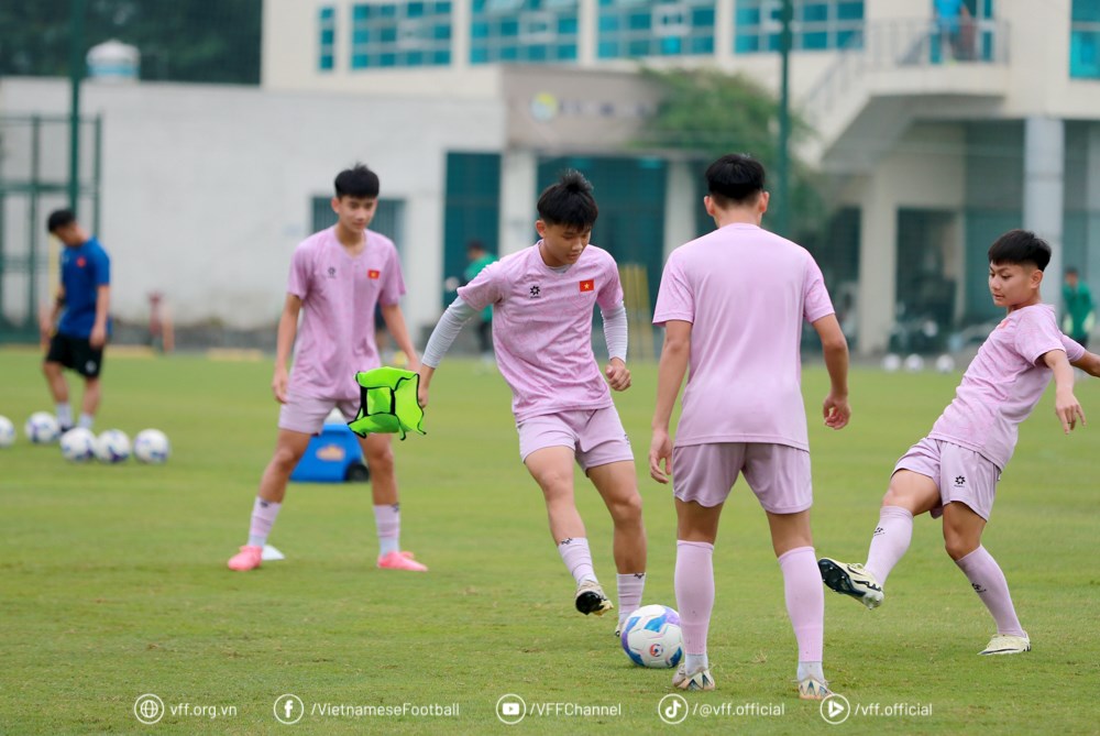 U16 Việt Nam hoàn thiện khâu chuẩn bị trước giải quốc tế Trung Quốc - ảnh 2