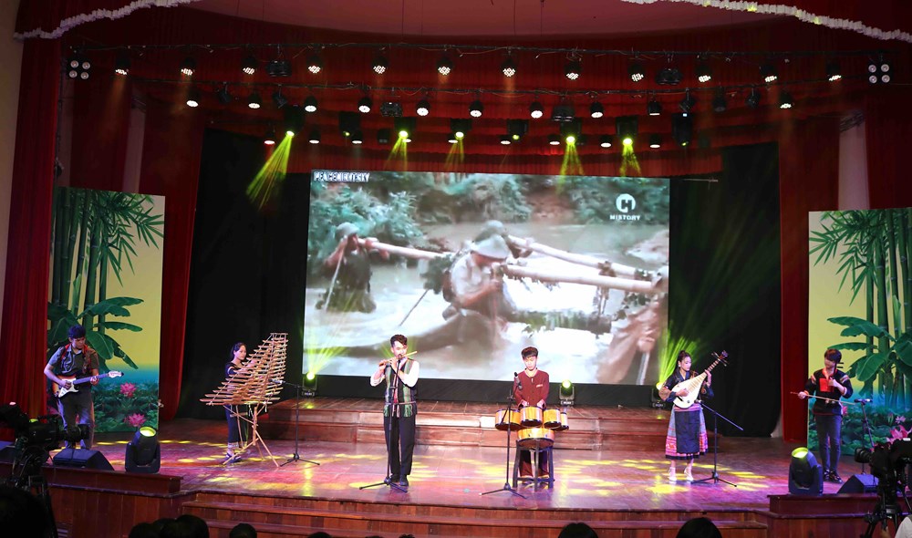 Chương trình Giao lưu học sinh, sinh viên dân tộc thiểu số tiêu biểu các trường VHTTDL khu vực phía Nam 2025 - ảnh 5