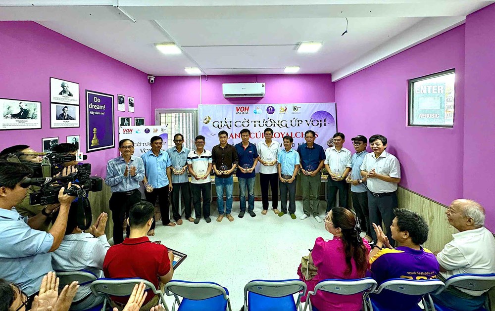 Gắn kết những người làm báo tại Giải cờ tướng úp VOH - tranh cúp RoyalChess 2025 - ảnh 1