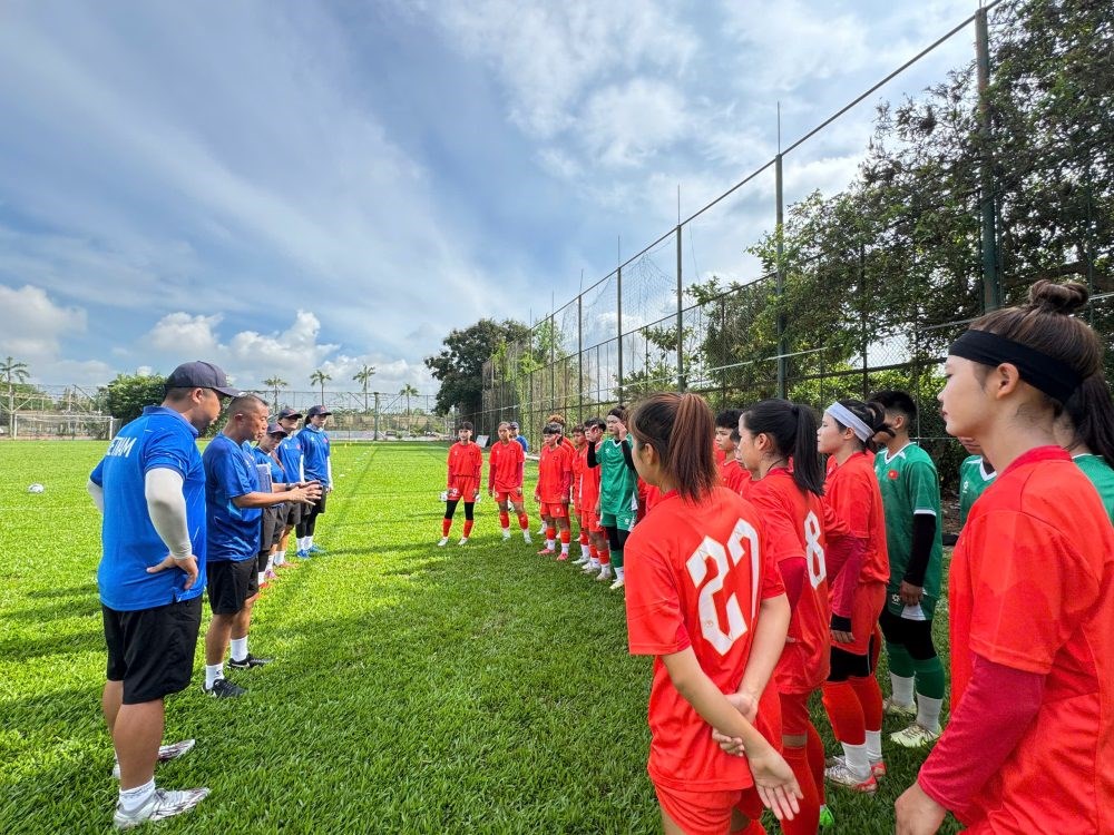 HLV U19 nữ Việt Nam đặt mục tiêu vô địch giải U19 Đông Nam Á - ảnh 2