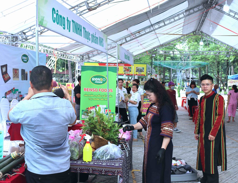 TP.HCM: Khai mạc Tuần lễ Giống, Nông nghiệp công nghệ cao và Sinh vật cảnh năm 2025 - ảnh 3