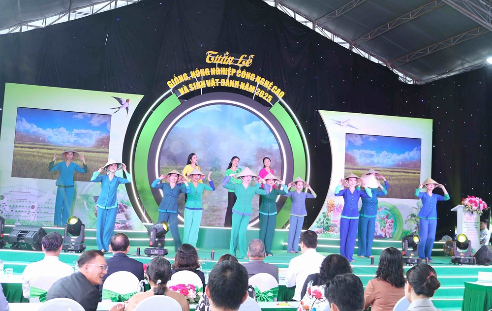 TP.HCM: Khai mạc Tuần lễ Giống, Nông nghiệp công nghệ cao và Sinh vật cảnh năm 2025 - ảnh 1