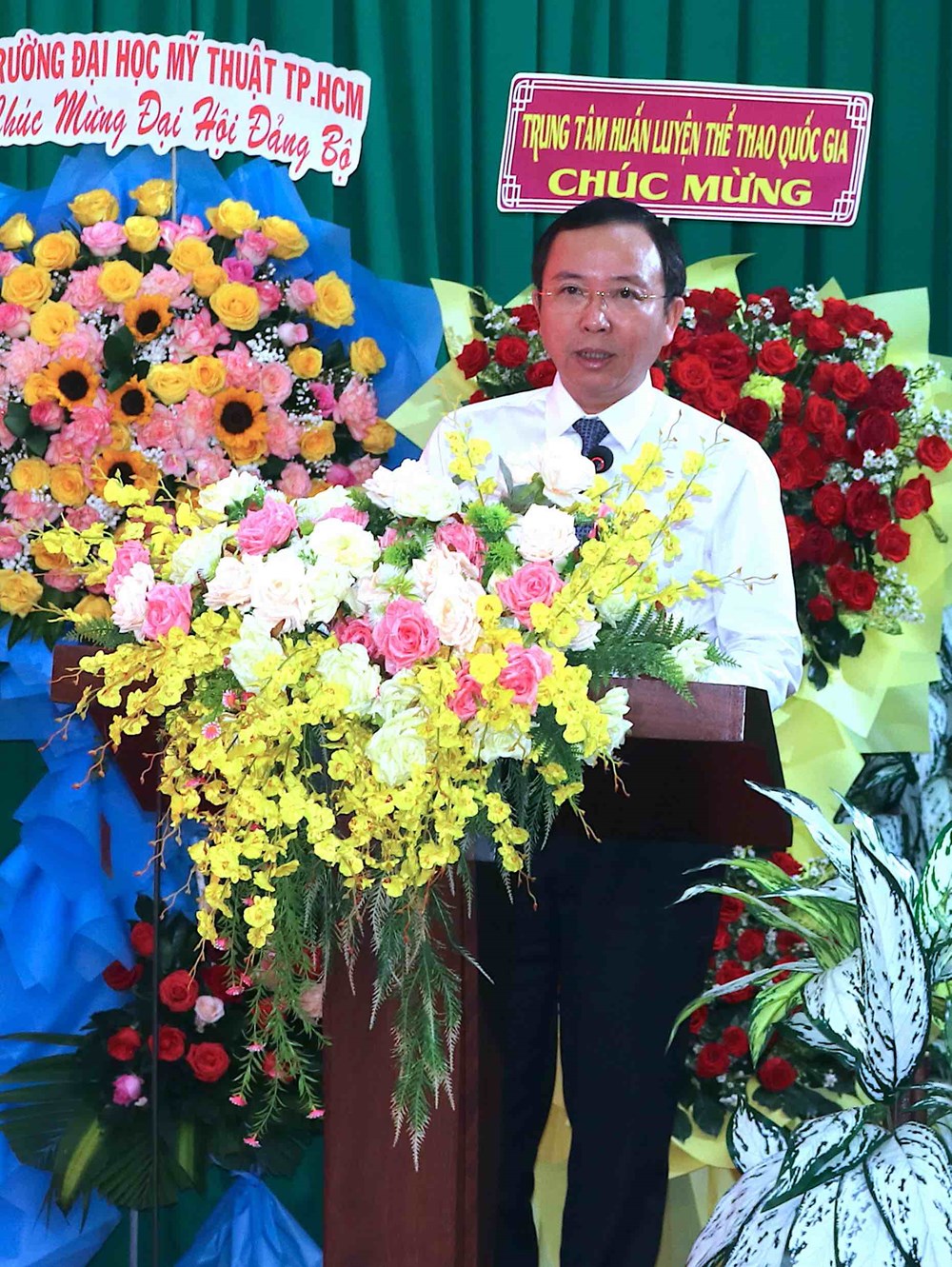 Trường Đại học TDTT TP.HCM tổ chức thành công Đại hội Đảng bộ nhiệm kỳ 2025–2030 - ảnh 2