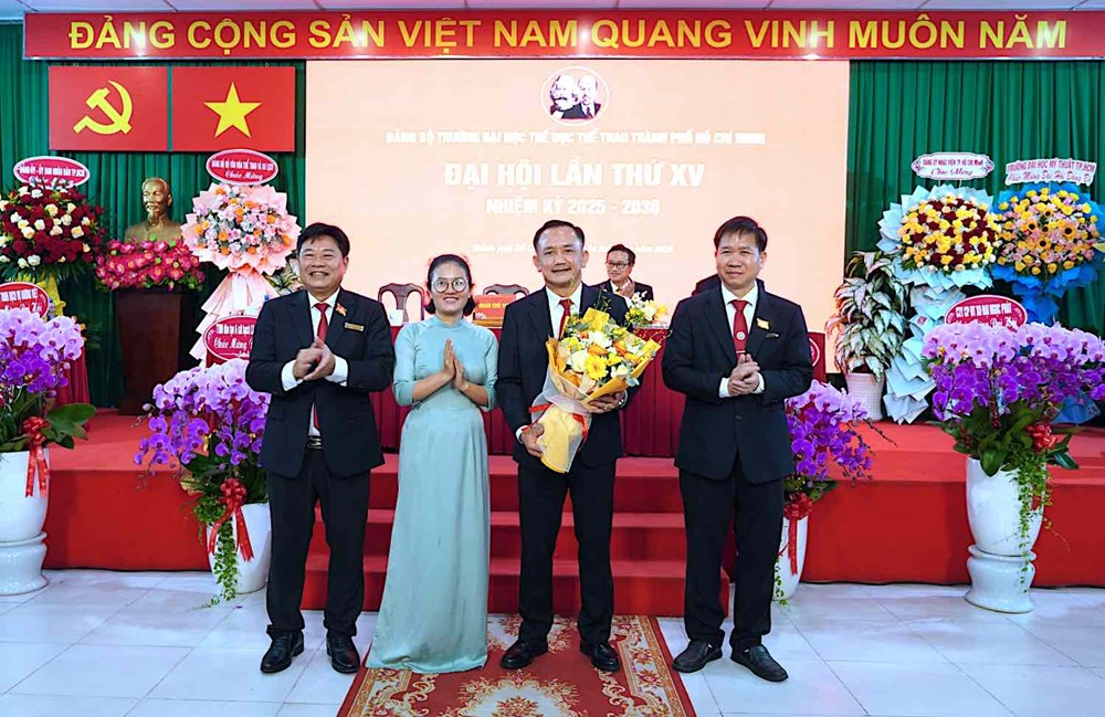 Trường Đại học TDTT TP.HCM tổ chức thành công Đại hội Đảng bộ nhiệm kỳ 2025–2030 - ảnh 6