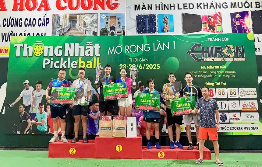 Tay vợt 17 tuổi Jolie Lam vô địch Giải Pickleball Thống Nhất mở rộng 2025 - ảnh 1