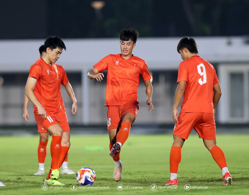 U23 Việt Nam tích cực chuẩn bị cho trận chung kết giải Đông Nam Á - ảnh 2