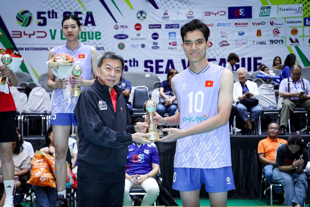 Bích Tuyền, Bích Thuỷ, Khánh Đang được vinh danh tại SEA V.League 2025 - ảnh 2