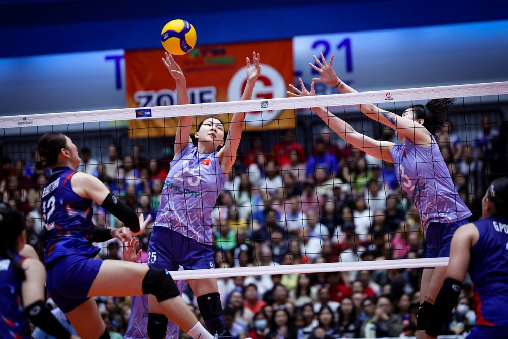 Tuyển bóng chuyền nữ Việt Nam tiếp tục thắng dễ Indonesia tại SEA V.League 2025 - ảnh 1
