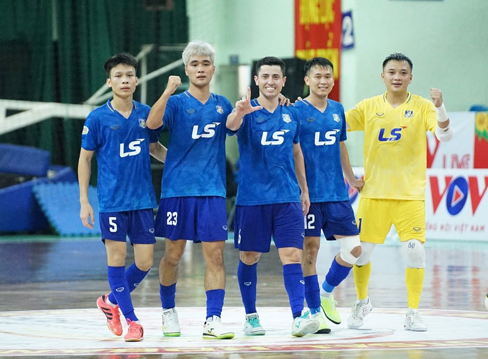 Xác định 2 đội vào chung kết Giải Futsal Cúp Quốc gia 2025 - ảnh 1