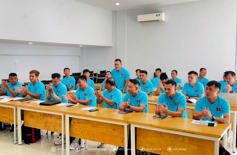TP.HCM: Khai giảng khóa đào tạo HLV thể lực cấp độ 1A - AFC năm 2025 - ảnh 1