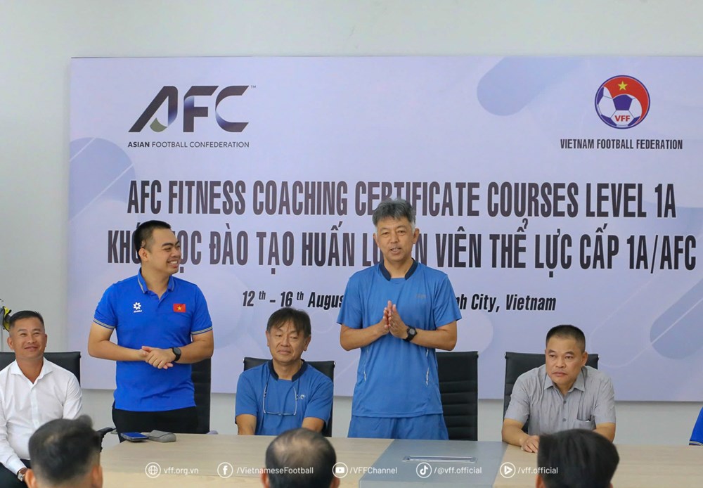 TP.HCM: Khai giảng khóa đào tạo HLV thể lực cấp độ 1A - AFC năm 2025 - ảnh 2