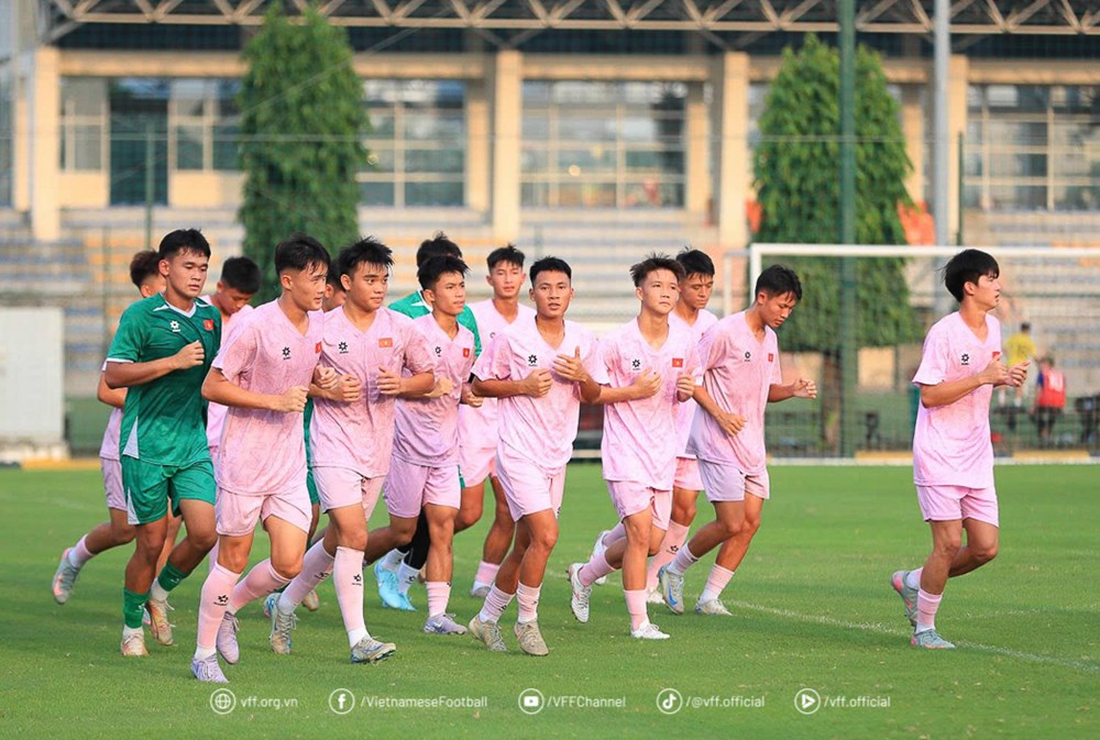 U17 Việt Nam tập huấn Nhật Bản để chuẩn bị cho vòng loại châu Á - ảnh 3