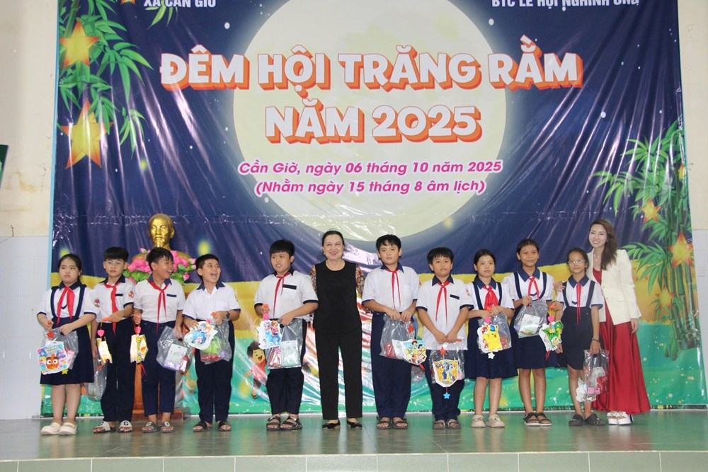 TP.HCM: Nhiều hoạt động sôi nổi, đặc sắc tại Lễ hội Nghinh Ông - Cần Giờ 2025 - ảnh 8