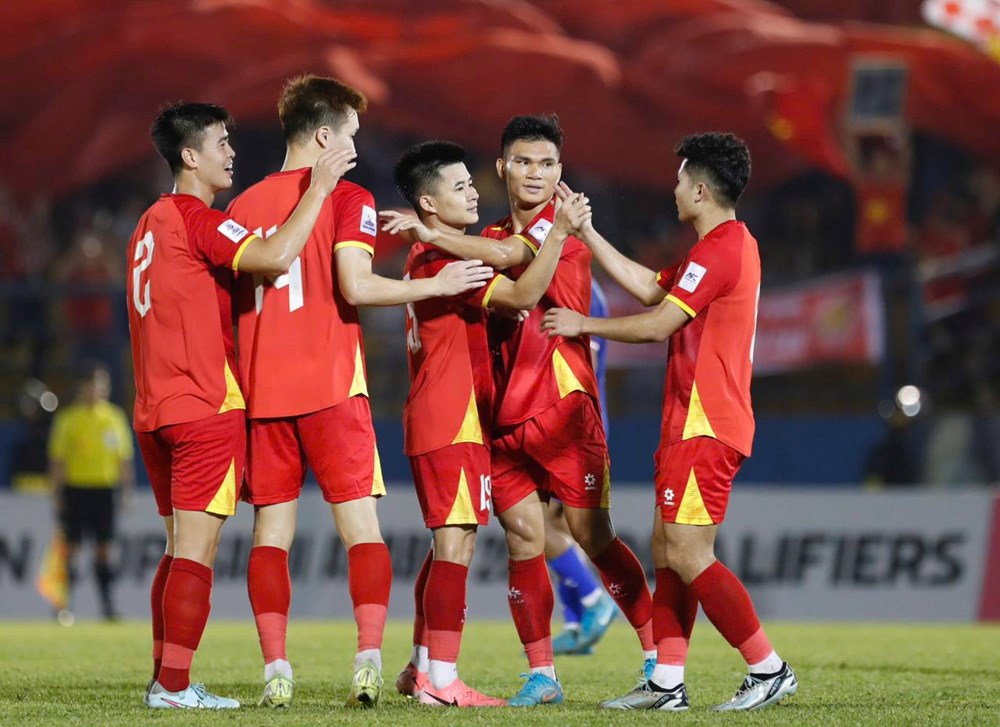 Xếp hạng Vòng loại Asian Cup 2027: Đội tuyển Việt Nam xếp sau Malaysia - ảnh 1