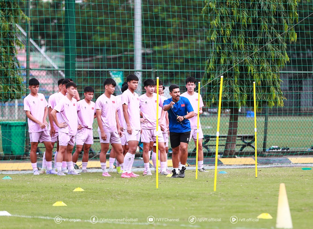U17 Việt Nam tích cực chuẩn bị cho vòng loại châu Á - ảnh 1