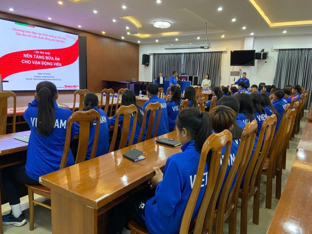 Bóng đá Việt Nam chú trọng dinh dưỡng cho cầu thủ trẻ - ảnh 1