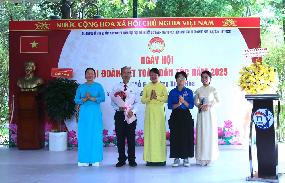 Phường Xuân Hòa (TP.HCM) tổ chức Ngày hội Đại đoàn kết toàn dân tộc 2025 - ảnh 4