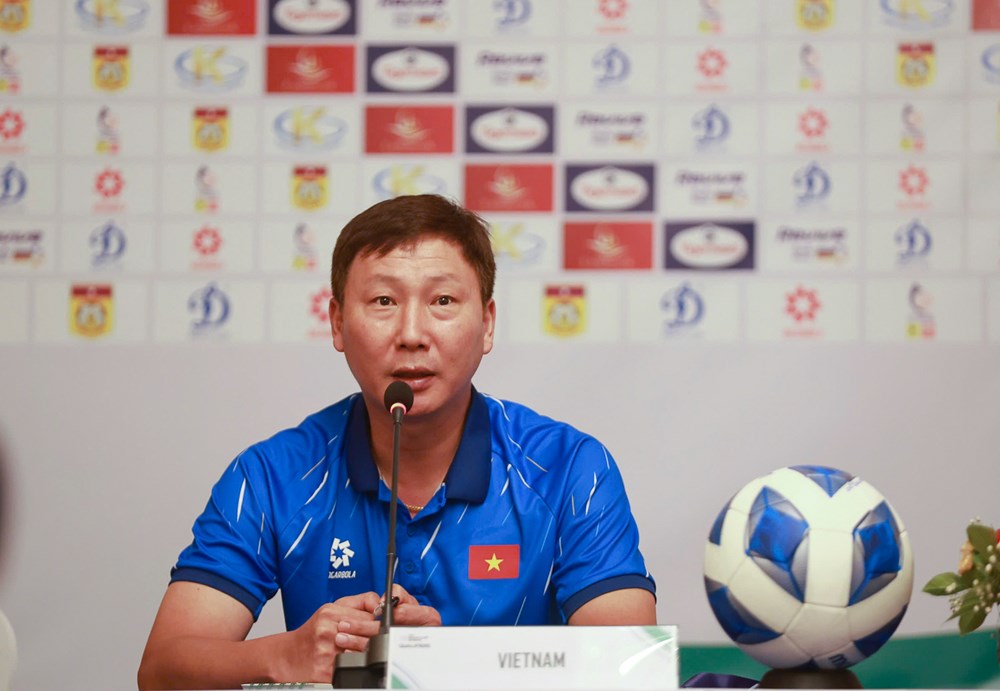 HLV Kim Sang-sik hy vọng Xuân Son sẽ ghi bàn vào lưới của Lào - ảnh 1