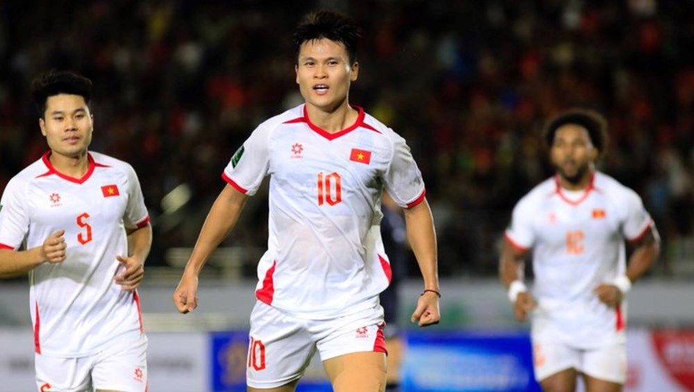 Xuân Son ghi bàn, đội tuyển Việt Nam giành 3 điểm trên sân của Lào - ảnh 5