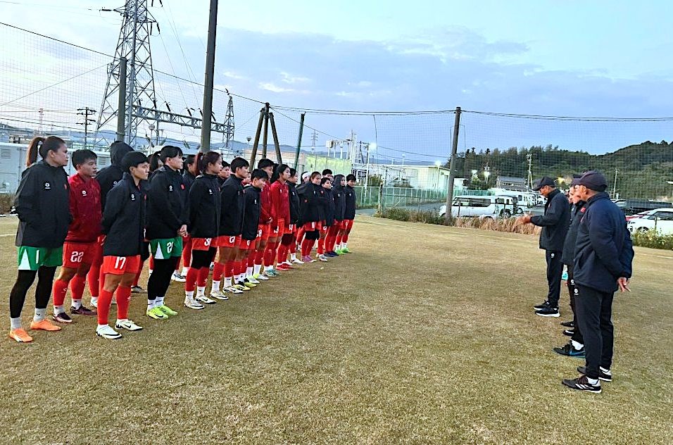 Đội tuyển nữ Việt Nam bắt đầu tập luyện tại Nhật Bản, chuẩn bị cho SEA Games 33 - ảnh 1