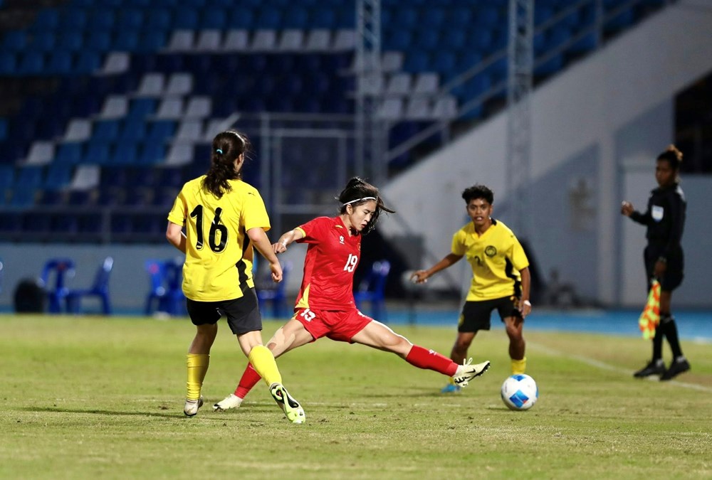 Đội tuyển bóng đá nữ Việt Nam thắng đậm Malaysia  - ảnh 2