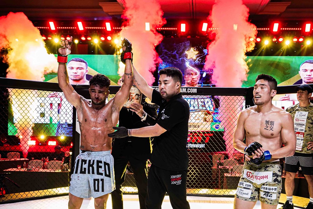 Võ sĩ Việt Nam hạ knock-out cao thủ Hàn Quốc tại AFC 39 - ảnh 3