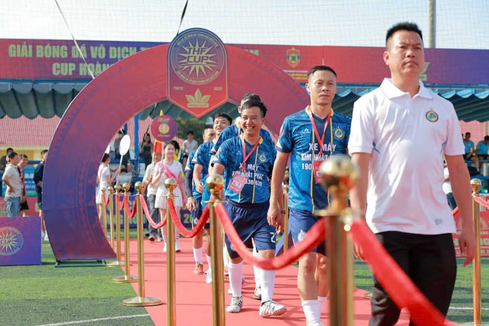 Sôi động Giải bóng đá Thanh Hoá miền Nam 2025 - ảnh 1