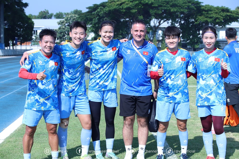 Hậu vệ đội tuyển nữ Việt Nam thể hiện quyết tâm cao trước trận đấu với Philippines - ảnh 1