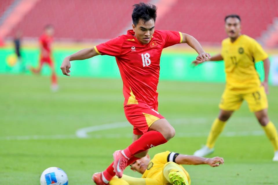 HLV Kim Sang-sik: Mục tiêu của U22 Việt Nam là vào chung kết và giành chức vô địch tại Rajamangala - ảnh 3