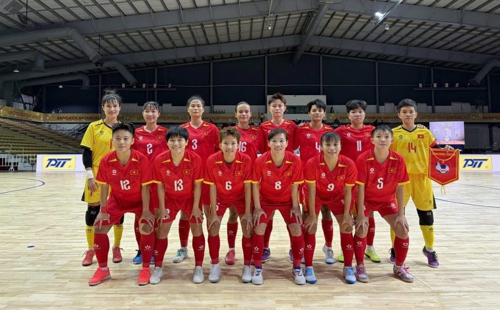 Futsal nữ Việt Nam thắng trận quan trọng nhất vòng bảng - ảnh 1