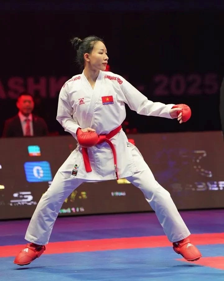 SEA Games 33 ngày 13.12: Karate Việt Nam thi đấu bùng nổ, giành “hat-trick vàng” - ảnh 1