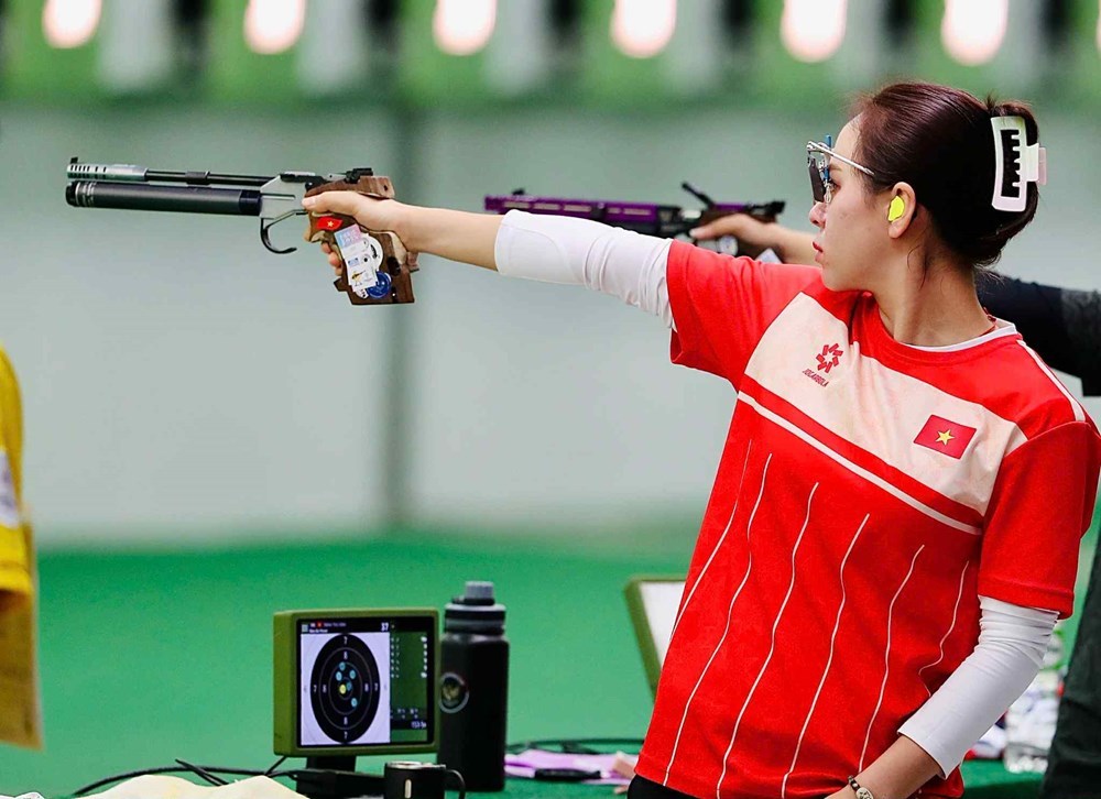 Phá thêm kỷ lục, Trịnh Thu Vinh có được HCV thứ tư tại SEA Games 33 - ảnh 1