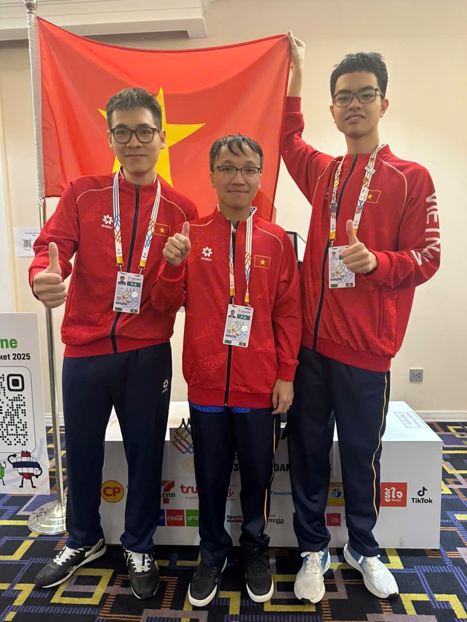 Vợ chồng Trường Sơn - Thảo Nguyên toả sáng giúp cờ vua Việt Nam giành cú đúp HCV - ảnh 2