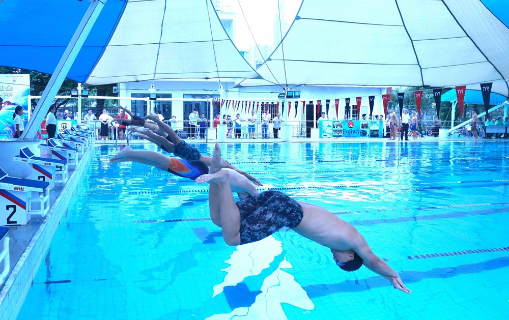 Khởi tranh Giải bơi - lặn các VĐV xuất sắc quốc gia 2025 - ảnh 3