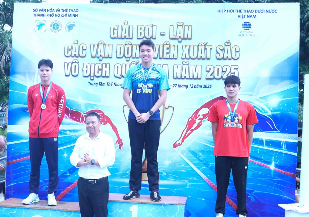 Khởi tranh Giải bơi - lặn các VĐV xuất sắc quốc gia 2025 - ảnh 4