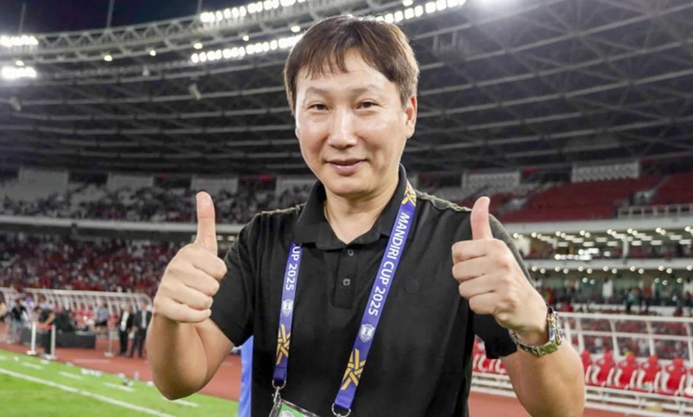 U22 Việt Nam và HLV Kim Sang-sik được vinh danh ở Cuộc bầu chọn “VĐV, HLV tiêu biểu toàn quốc năm 2025” - ảnh 2